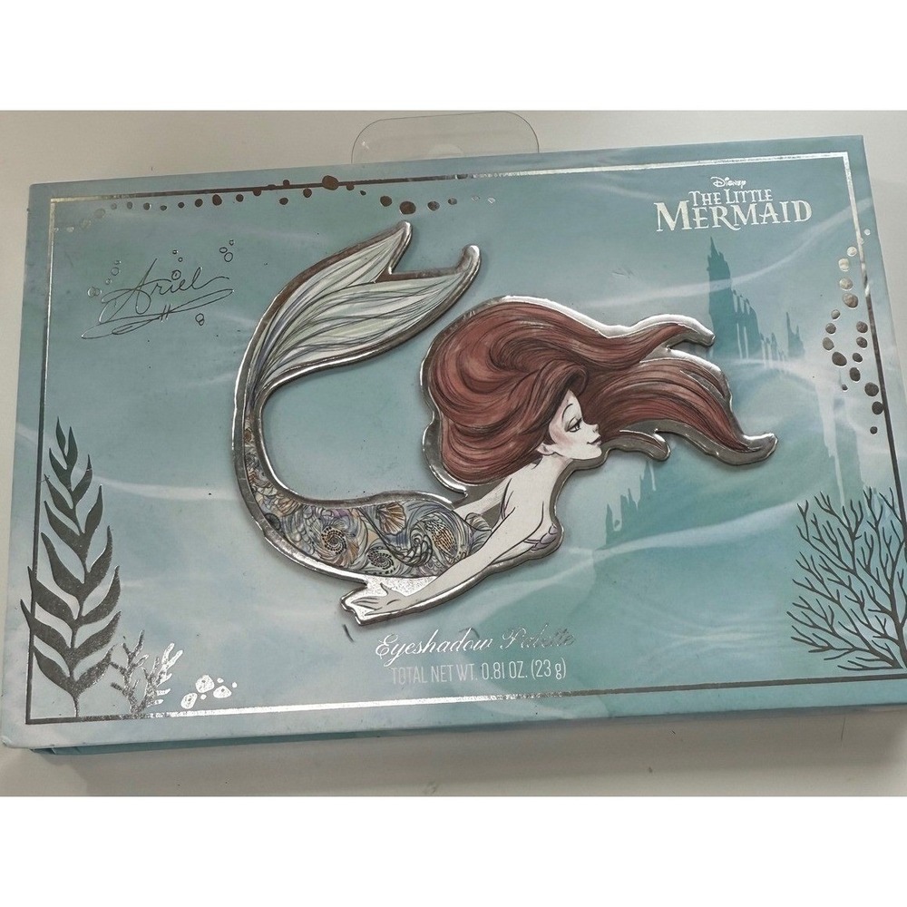 Disney Ariel Little Mermaid Eyeshadow Palette & Hyaluronic Under Eye‎ Mask Set - Picture 6 of 9